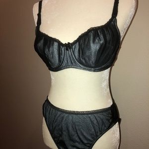 NWOT Victoria's Secret sheer lined bra and panty